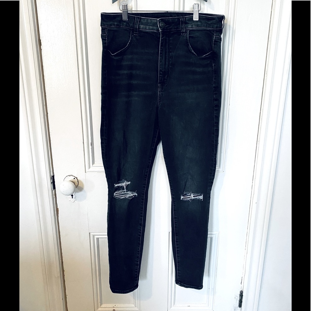 AMERICAN EAGLE highest rise jeans